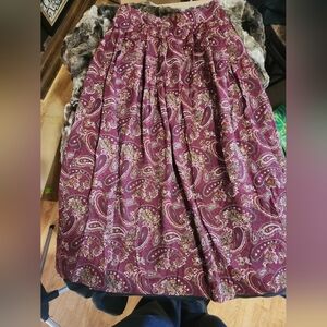 Briggs New York Burgundy Paisley A-Line Skirt Petite Size 8 Has Pockets